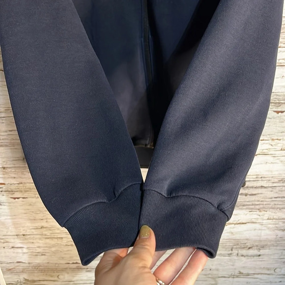 Uniqlo Men's Dark Gray Zip-Up Sweater EUC - Picture 7 of 11